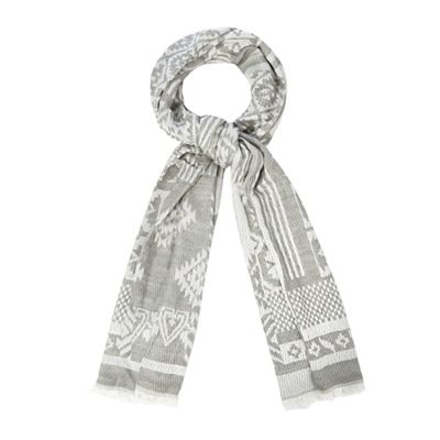 Grey jacquard woven scarf